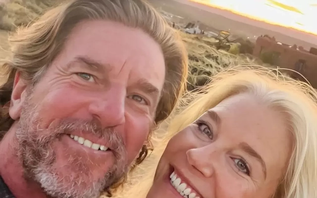 Chân dung nhạc sĩ và vợ con tử vong trong vụ rơi máy bay