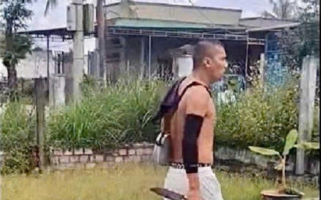 Bắt kẻ dùng súng tự chế bắn anh trai, cầm hung khí tấn công công an