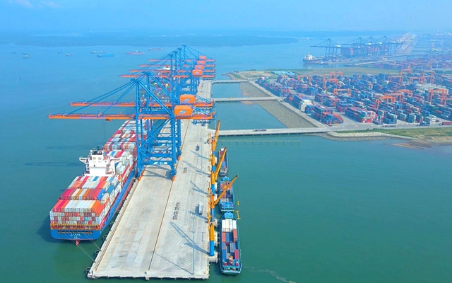 Việt Nam sẽ có khu cảng lớn hơn cảng Singapore, lợi thế "không quốc gia nào có được"