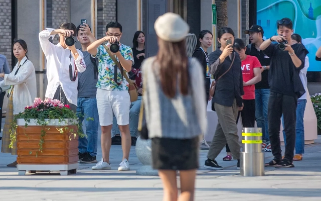 Khách Việt kể lại cảnh tượng gặp trên đường phố Trung Quốc, nhận xét: "Đừng ai dại dột như tôi!"