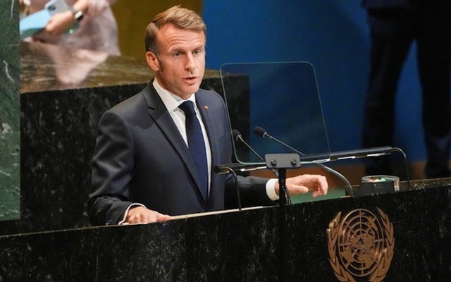 Tổng thống Pháp bị cảnh sát New York chặn vì đoàn xe của ông Trump