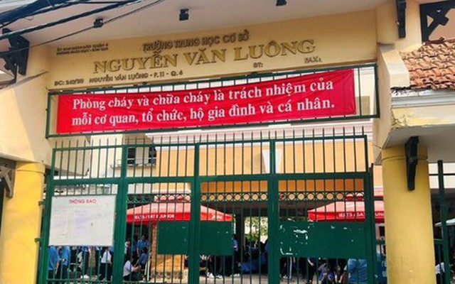 1 trường THCS KHÔNG thu quỹ phụ huynh, công khai luôn số điện thoại Hiệu trưởng để cha mẹ tiện phản ánh lạm thu!