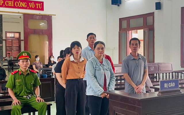 Cựu Chủ tịch UBND xã cùng kế toán "phù phép" tham ô tài sản