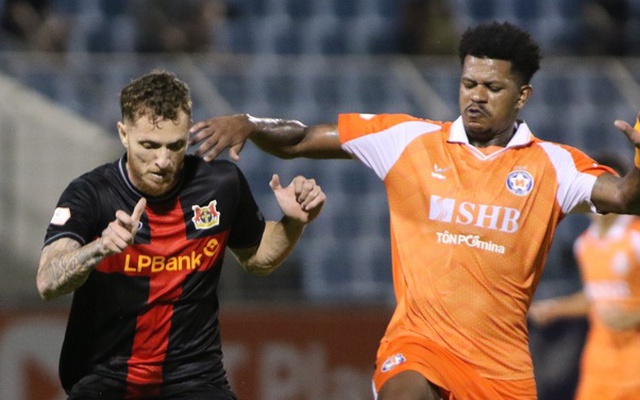 Đội bóng Việt Nam lập kỷ lục bất bại muốn nhập tịch 2 cầu thủ