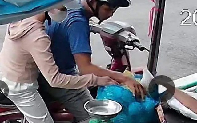 Vụ người phụ nữ bại liệt qua đời sau khi bị cướp điện thoại: Người mẹ lên tiếng về tin đồn tự tử