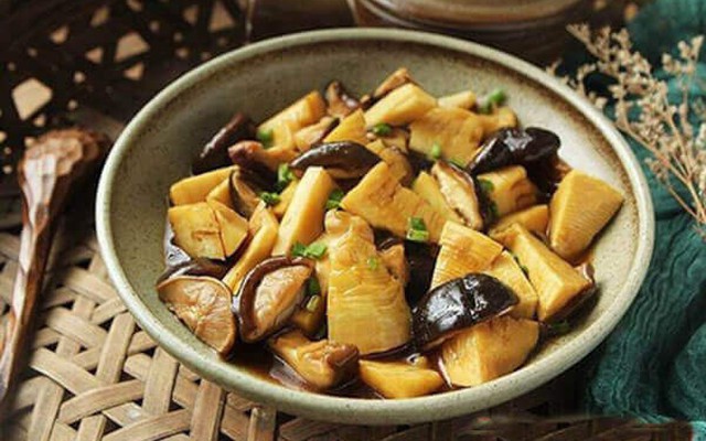 Một dạng xyanua "ẩn mình" trong 1 món ăn quen thuộc của người Việt: Chuyên gia chỉ ra 4 LƯU Ý cần nhớ