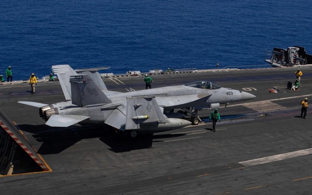 Hải quân Mỹ 'giật mình' khi nhận ra F-35C không thể thay thế F/A-18 Super Hornet