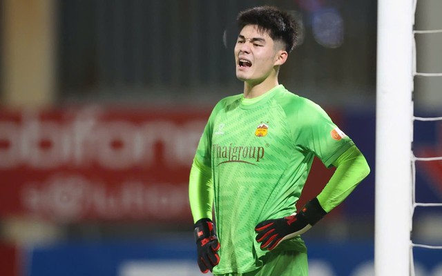 HAGL thiết lập cột mốc tệ nhất lịch sử CLB ở V.League, tiếp tục chìm sâu ở đáy bảng xếp hạng