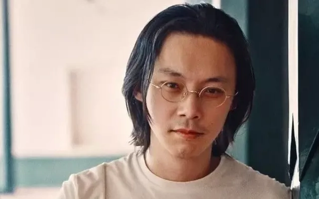 Thực hư tin đạo diễn 28 tuổi đột tử ở phim trường