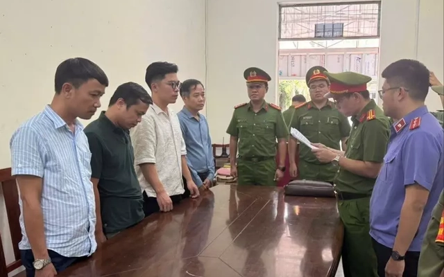 Vụ mỏ cát đấu giá 370 tỷ: Khởi tố thêm 4 bị can