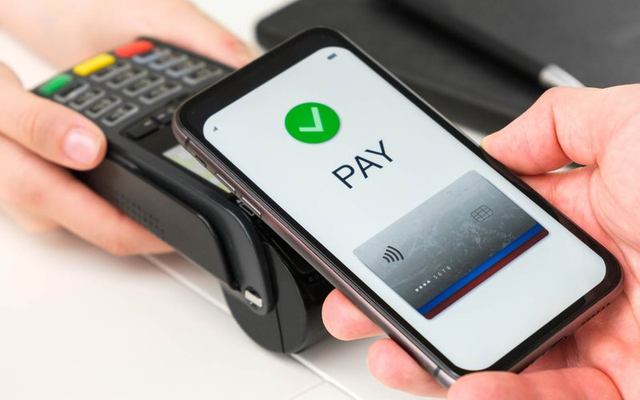 Cảnh báo thủ đoạn mới mang tên ‘ghost tapping’: Chỉ cần tiến lại gần, kẻ gian có thể quét trộm tiền từ thẻ ngân hàng