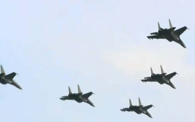 Cảnh quay chưa từng có trong lễ diễu binh A80 khiến nhiều người ngỡ là AI: Kỹ xảo đặc biệt, Nga đã áp dụng