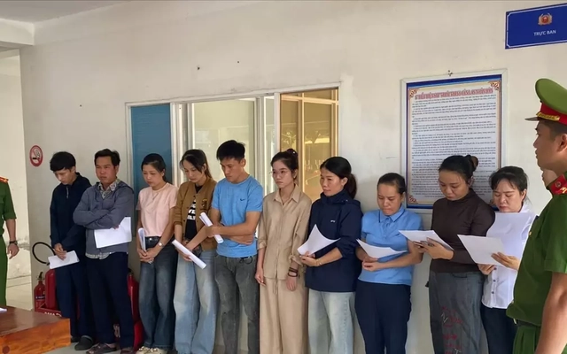 Khởi tố 10 bị can trong vụ trục lợi bảo hiểm nhân thọ