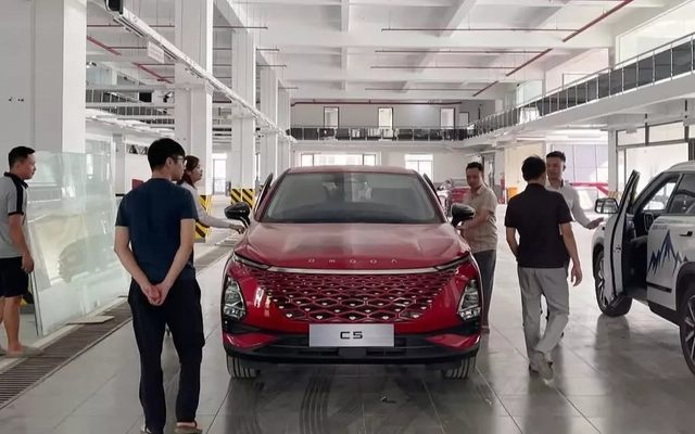 Ô tô Trung Quốc không ngừng giảm giá ở thị trường Việt Nam