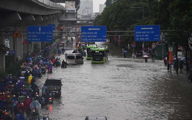 Nóng:  Ngày mai, học sinh toàn TP Hà Nội nghỉ học