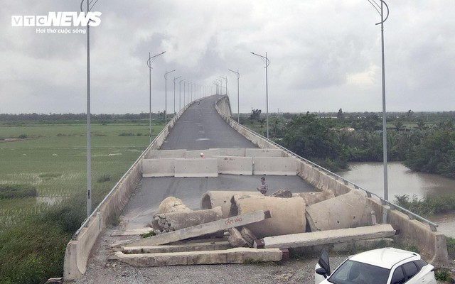 Đường bộ ven biển qua Hải Phòng 3.700 tỷ đồng 'đắp chiếu' sau 8 năm khởi công