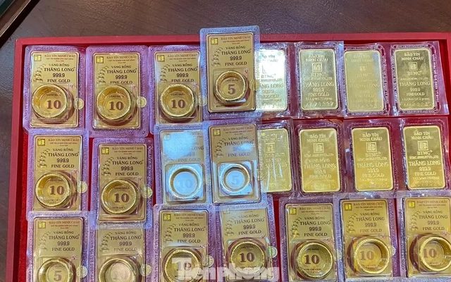 Giá vàng thị trường tự do giảm mạnh sau chỉ đạo của Thủ tướng