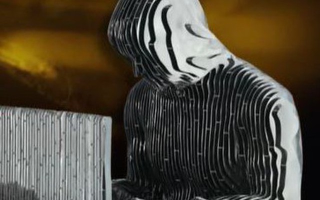 Nóng: Tượng 'cha đẻ' Bitcoin sắp về Việt Nam