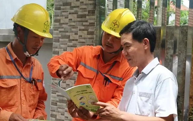 Chuyên gia giải mã lý do hóa đơn tiền điện tăng cao bất thường