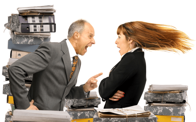 Khi bị sếp mắng, người EQ thấp lập tức xin lỗi hoặc tự ái bỏ đi, người EQ cao ghi điểm nhờ cách trả lời tinh tế này