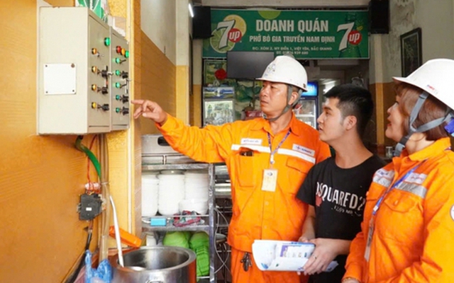 Ngành điện cảnh báo khẩn toàn bộ người dân, khuyến khích nên làm 1 việc