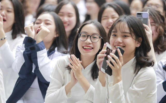 Miễn học phí công lập, quy định mới nhất về khung học phí như thế nào?