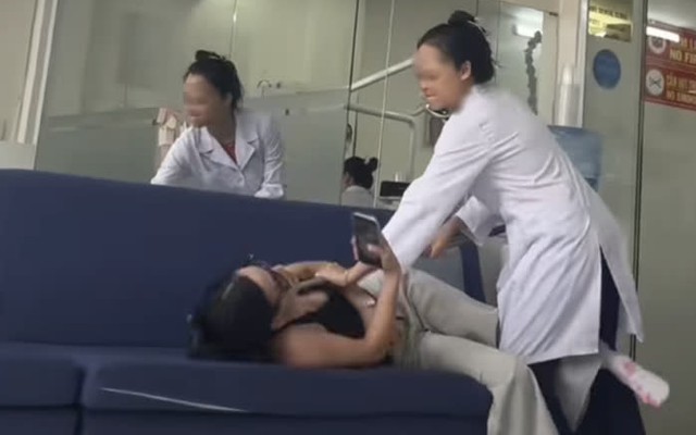 Vụ nữ bác sĩ nha khoa hành hung khách hàng ở TP.HCM: Có thể bị xử lý thế nào?