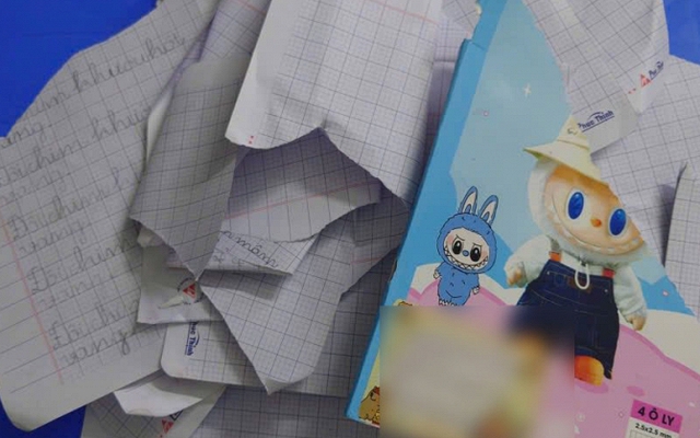 Phụ huynh tố cô giáo xé nát vở của con vì "bỏ bài nhiều và nói dối": Vở rách có thể mua lại nhưng vết thương lòng khó xoá nhoà!