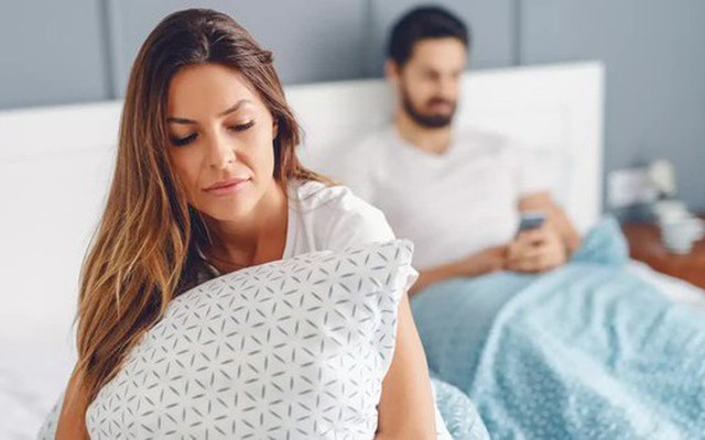 Sau khi làm "chuyện ấy", nếu thấy 7 dấu hiệu này, cần đi khám ngay