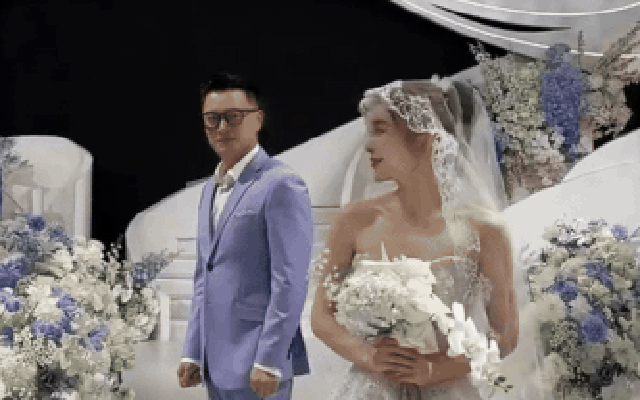 Trò hề đầu năm: 1 cặp diễn viên cầu hôn, cưới, chia tay trong vòng 3 ngày