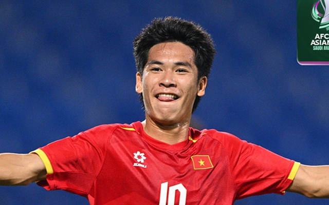 Chân dung Lê Văn Thuận U23 Việt Nam: 19 tuổi được mệnh danh là "Lamine Yamal xứ Thanh", lên hẳn trang chủ FIFA