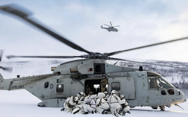 Vì ông Donald Trump, NATO tính đường triển khai quân đội tại Greenland