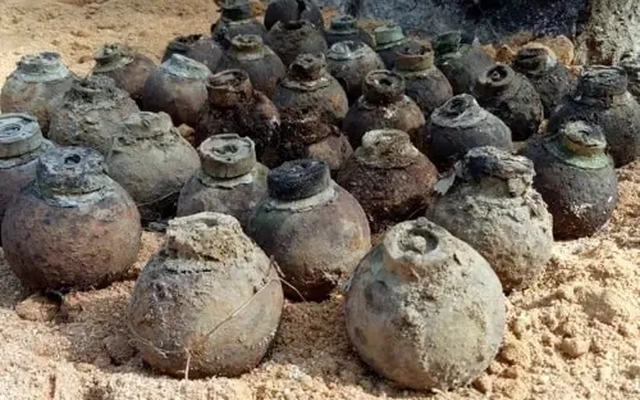 Nghi đập bom bi để lấy phế liệu, hai người phụ nữ tử vong