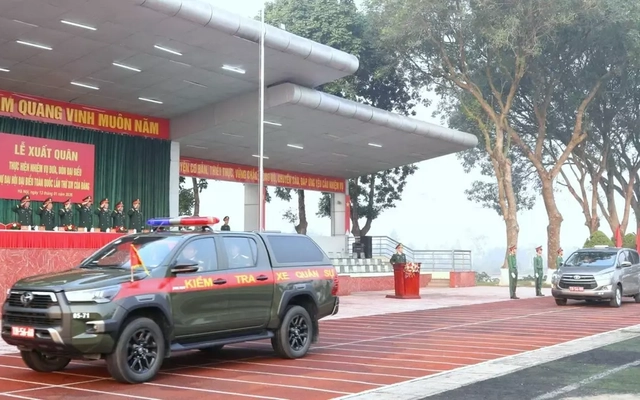 Dàn xe của Quân đội xuất quân phục vụ Đại hội Đảng toàn quốc