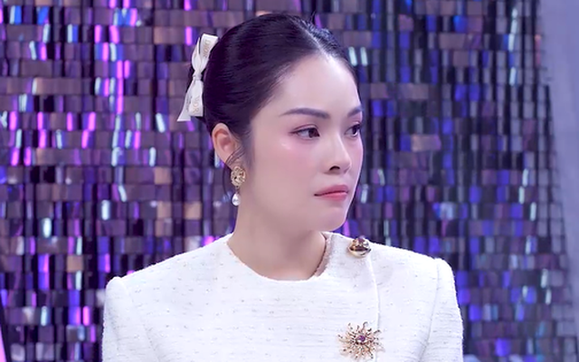 Nữ diễn viên 44 tuổi làm mẹ đơn thân nói một nỗi oan từng chịu