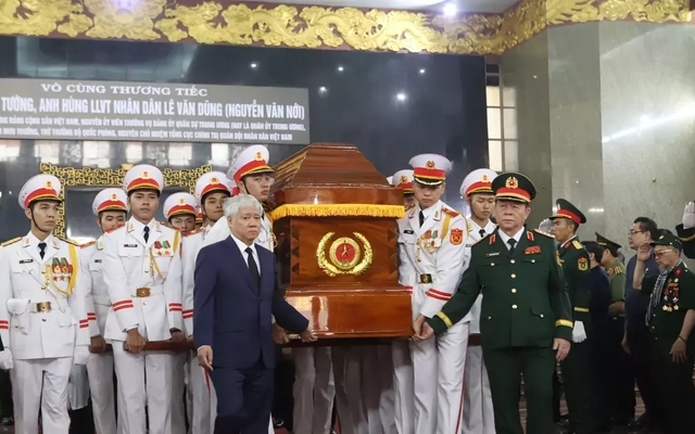 Tiễn đưa Đại tướng Lê Văn Dũng về nơi an nghỉ cuối cùng