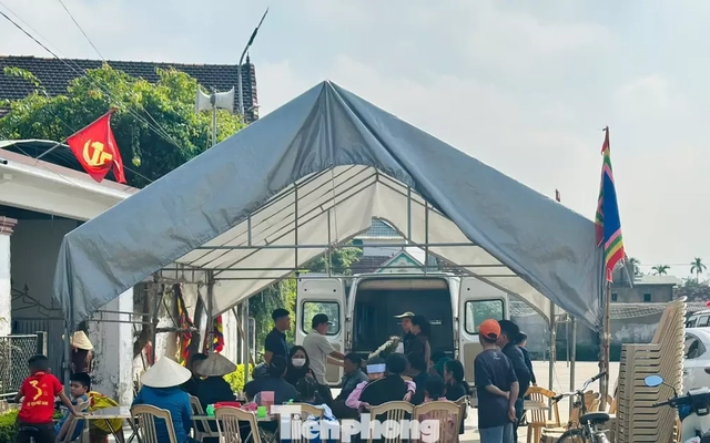 Xe chở 11 người gặp nạn khi đi thăm nhà trai: Thắt lòng 3 đám tang cùng một xóm