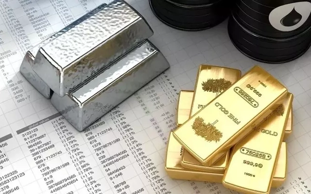 Lý do giá vàng bạc tăng rất mạnh