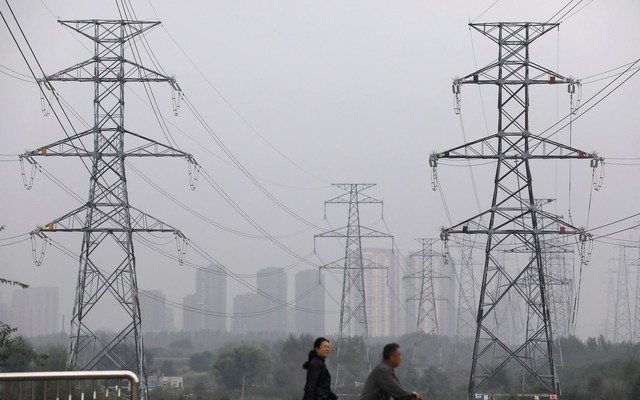 Trung Quốc bất ngờ dừng nhập khẩu điện từ Nga – chuyện gì xảy ra?