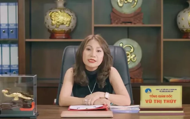 Nữ chủ tịch bán 'chui' cổ phiếu