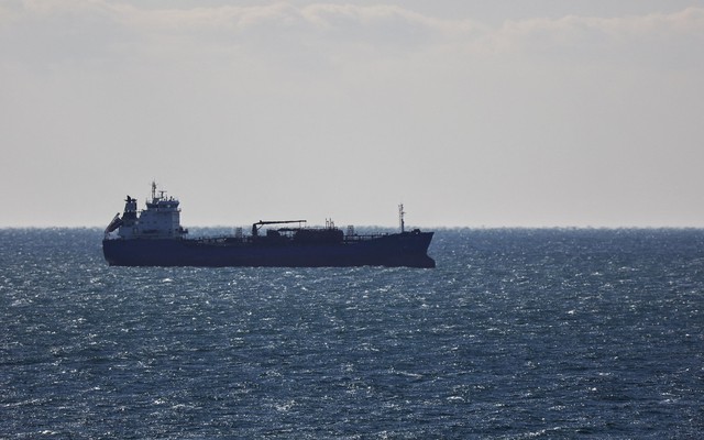 Đang trên đường đi nhận dầu tại Nga, siêu tàu chở dầu thuộc 'hạm đội bóng tối' đột ngột quay đầu về