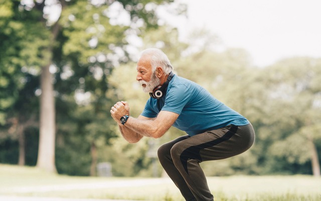 Không phải chạy bộ hay bơi lội, đây mới là bài tập tốt nhất để sống thọ tới 100 tuổi