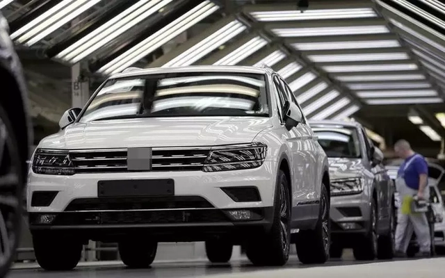 Thuế giảm sâu, ô tô nhập khẩu 'đua giá'