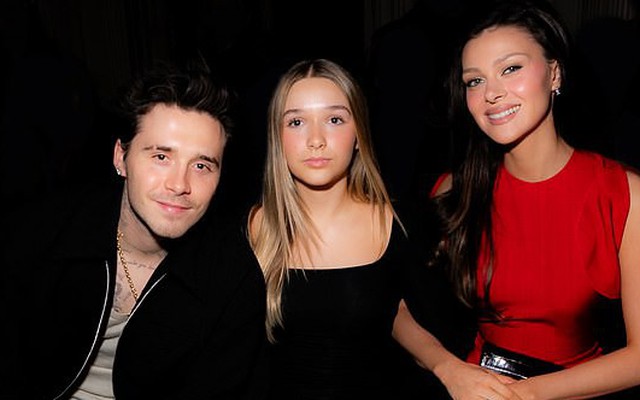 Brooklyn Beckham khổ sở tìm cách giữ tình cảm gần gũi với em gái út Harper