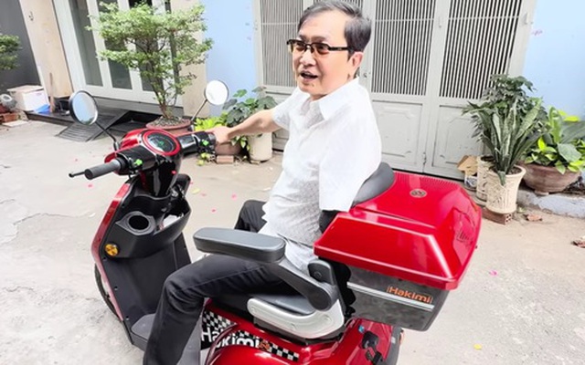 Nam ca sĩ mất một cánh tay: Đồng nghiệp ở Mỹ kêu gọi giúp đỡ, giờ đổi đời