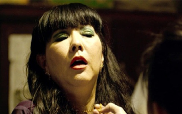 Nữ nghệ sĩ bỏ nghề theo bạn trai: "Tôi phải đi bán bánh cuốn lề đường kiếm sống"