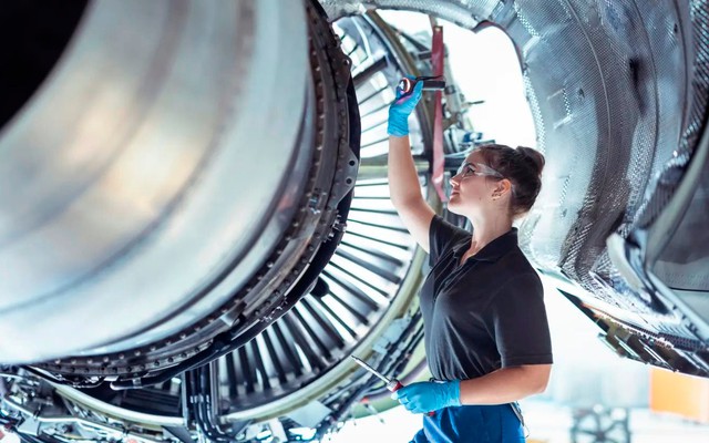 10 công việc không cần bằng đại học vẫn có mức lương cao: Nghề thứ 8 gây bất ngờ