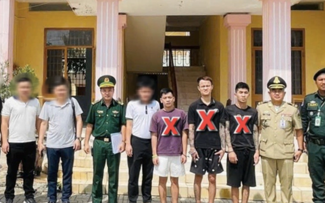 Cảnh sát hình sự đặc nhiệm bắt 3 đối tượng truy nã tại cửa khẩu Mộc Bài