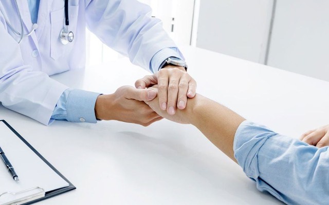 Bệnh viện Bạch Mai phát đi thông điệp cảnh báo từ một ca bệnh 24 tuổi