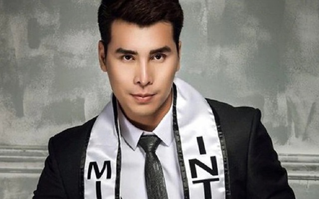 Một nam vương sang Mỹ phải đi dán poster, đàn anh nói: "Tôi rất đau lòng"